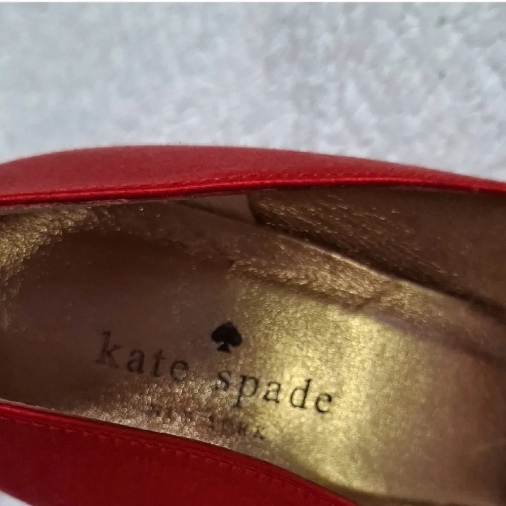 Kate Spade Red Satin Heels with Bow - Picture 2 of 12